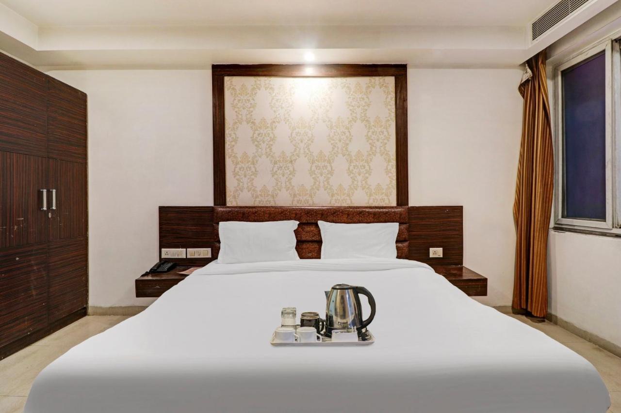Oyo Townhouse 748 Hotel Parth Paradise Ghaziabad Luaran gambar