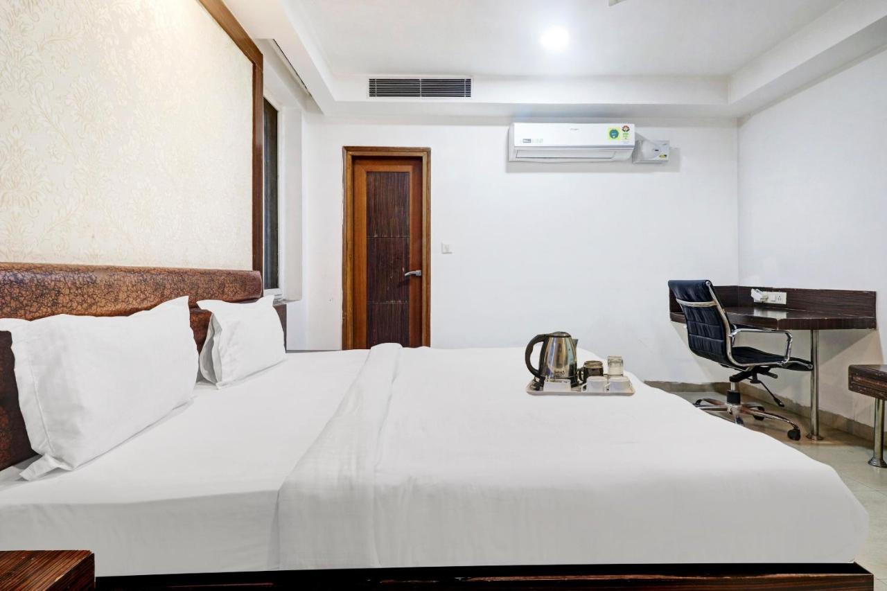 Oyo Townhouse 748 Hotel Parth Paradise Ghaziabad Luaran gambar