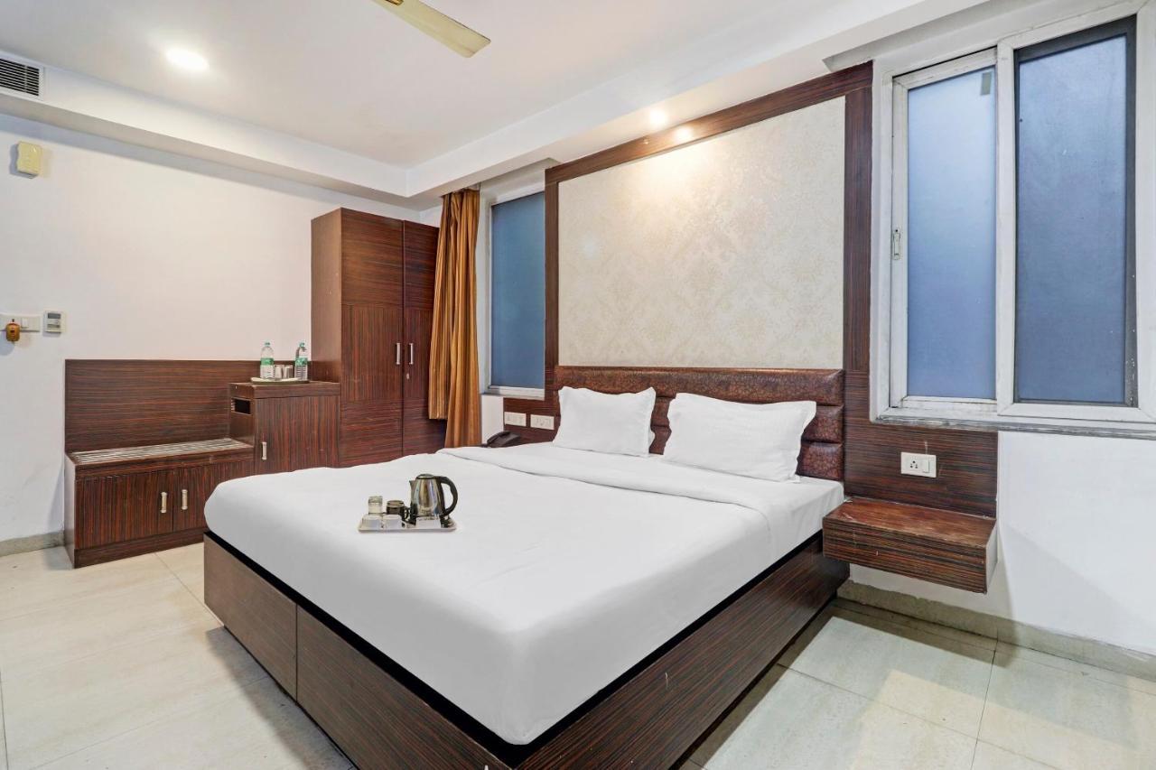 Oyo Townhouse 748 Hotel Parth Paradise Ghaziabad Luaran gambar